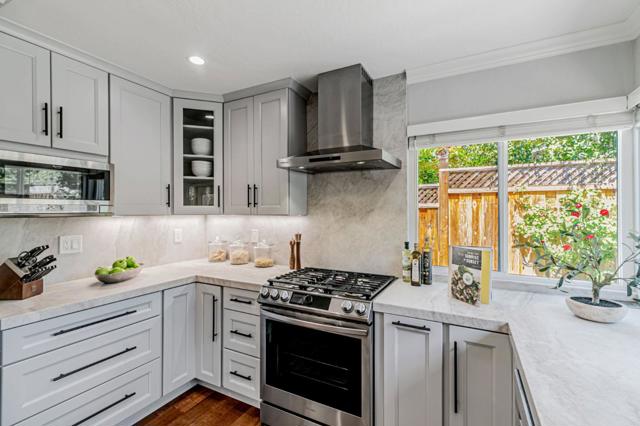 1351 Scossa Avenue, San Jose CA: https://media.crmls.org/mediaz/33fcd1b0-4bb1-4d6b-8ba2-1470e23f69e8.jpg