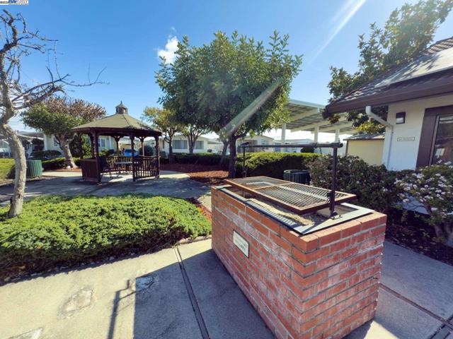 132 Jiminez, Hayward CA: https://media.crmls.org/mediaz/33ff10e8-044c-4f3b-a233-f135e98dbdf6.jpg