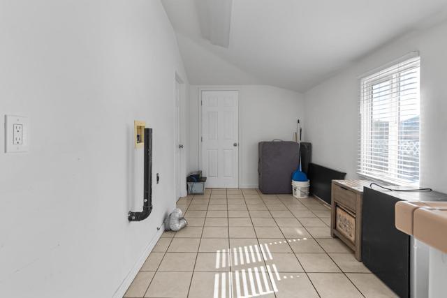 Image 13 of 50 For 402 3rd Street