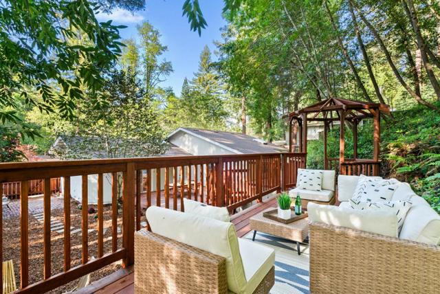 107 Maywood Drive, Boulder Creek CA: https://media.crmls.org/mediaz/33ff9695-5a04-416b-a391-82ecf0ff3f82.jpg