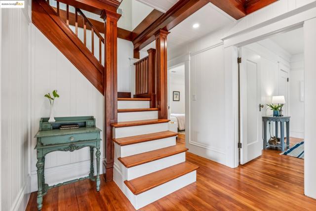 60 Panoramic Way, Berkeley CA: https://media.crmls.org/mediaz/3400081e-b2e1-4f28-845c-8a7adb28bf47.jpg