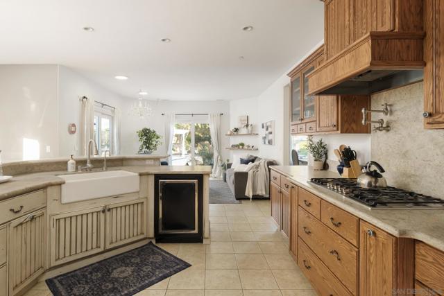 Image 13 of 61 For 4860 Avocado Blvd