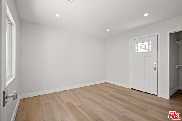 1563 E Elizabeth Street, Pasadena CA: https://media.crmls.org/mediaz/34014f5e-d254-4ba7-aeb8-8491744f7864.jpg