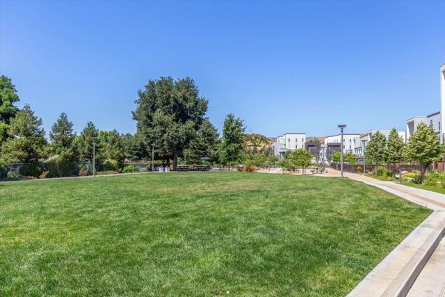 5736 Vibrant Loop, San Jose CA: https://media.crmls.org/mediaz/340154e5-83f5-46d5-be63-003d0999fd27.jpg