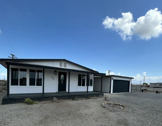 Image 17 of 20 For 786 Molokai Avenue