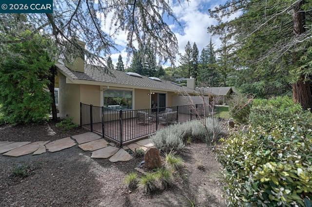 Image 12 of 57 For 2717 Ptarmigan Dr  2