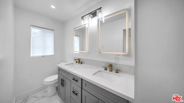 10326 Gothic Avenue, Granada Hills CA: https://media.crmls.org/mediaz/3402c1ff-0c1e-448e-8a5f-2df3275e4ad4.jpg