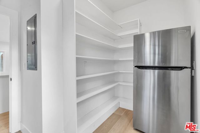 4308 Victoria Park Drive, Los Angeles CA: https://media.crmls.org/mediaz/340313d8-bcb5-4cb4-9d2c-a2578a9586ae.jpg