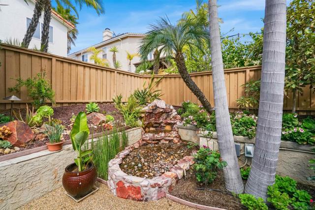 5032 Manor Ridge Ln, San Diego CA: https://media.crmls.org/mediaz/3403bfe1-7b5f-48e1-9659-7b7d659c81ad.jpg