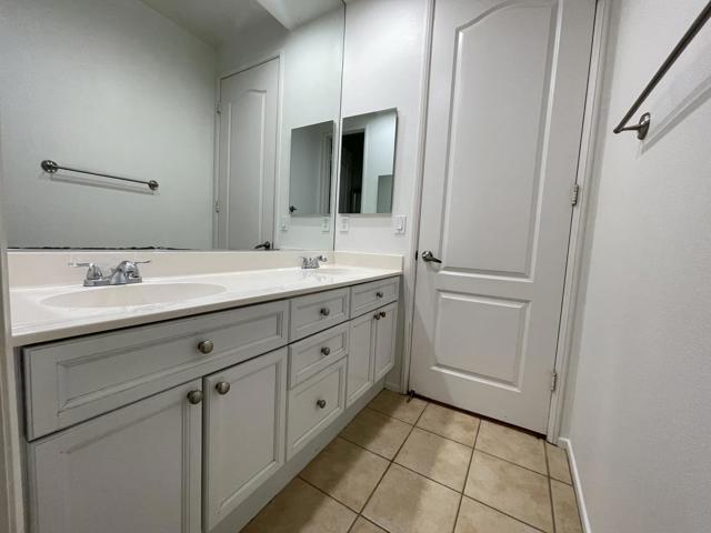 81449 Avenida Romero, Indio CA: https://media.crmls.org/mediaz/34049aa9-b3f1-475b-a02b-65f764dfdbed.jpg