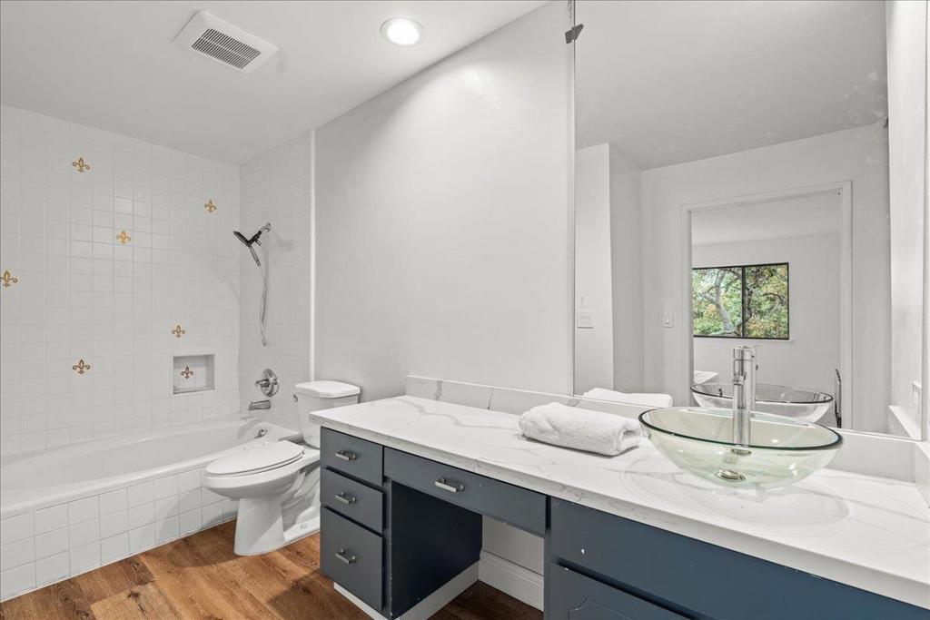 3405A0Fe 1761 4D48 B432 Da0Dc5564A4B 14357 Saratoga Avenue #B, Saratoga, Ca 95070 &Lt;Span Style='BackgroundColor:transparent;Padding:0Px;'&Gt; &Lt;Small&Gt; &Lt;I&Gt; &Lt;/I&Gt; &Lt;/Small&Gt;&Lt;/Span&Gt;