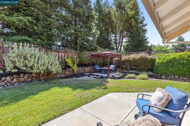 2232 Normandy Cir, Livermore CA: https://media.crmls.org/mediaz/34062d01-1085-4a23-bab1-3f9e20e03d76.jpg