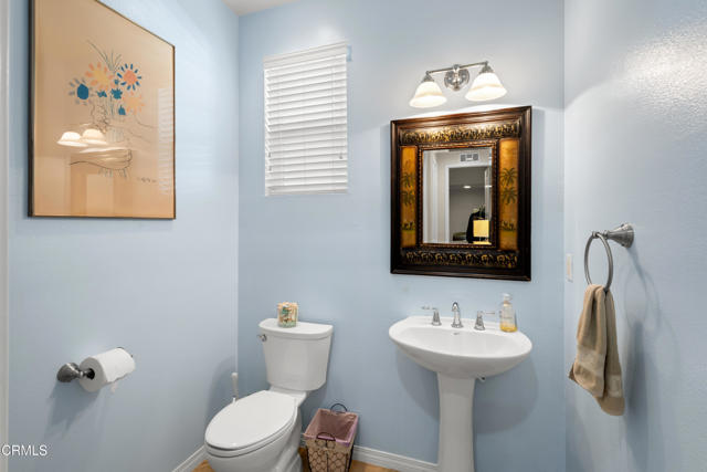 Detail Gallery Image 19 of 34 For 1365 Donegal Way, Oxnard,  CA 93035 - 3 Beds | 2/1 Baths