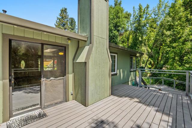 475 Riverview Drive, Boulder Creek CA: https://media.crmls.org/mediaz/340b09c2-856d-48e8-b8fc-7b0e5bc48433.jpg