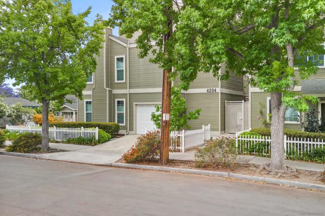 4204 3rd Ave, San Diego CA: https://media.crmls.org/mediaz/340b60d7-7cf8-4862-83bc-bf22bb3a890d.jpg