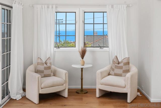 7505 Pepita Way, La Jolla CA: https://media.crmls.org/mediaz/340c10f5-48df-4a8b-a365-78fc039328da.jpg