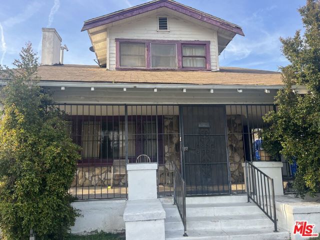 1207 W Gage Ave, Los Angeles, CA 90044