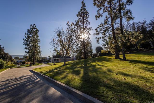 Detail Gallery Image 32 of 38 For 823 Viking Ln, San Marcos,  CA 92069 - 3 Beds | 2 Baths