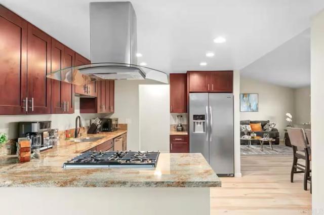 Detail Gallery Image 10 of 28 For 409 Pesca Ct, Spring Valley,  CA 91977 - 3 Beds | 2 Baths