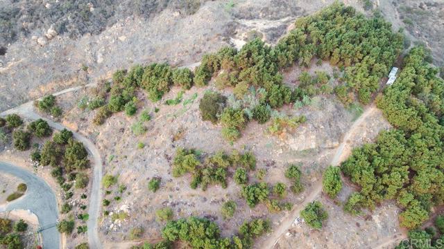 Detail Gallery Image 7 of 18 For 1411 Wild Acres Rd., Vista,  CA 92084 - – Beds | – Baths