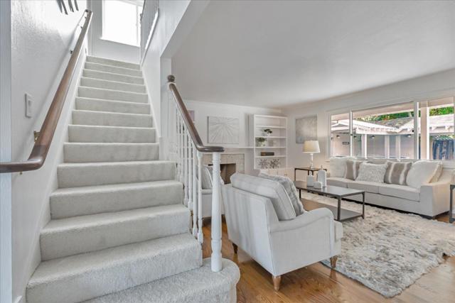 2357 Walden Square, San Jose CA: https://media.crmls.org/mediaz/341036d9-8459-46eb-8d36-c1c6e973bae1.jpg