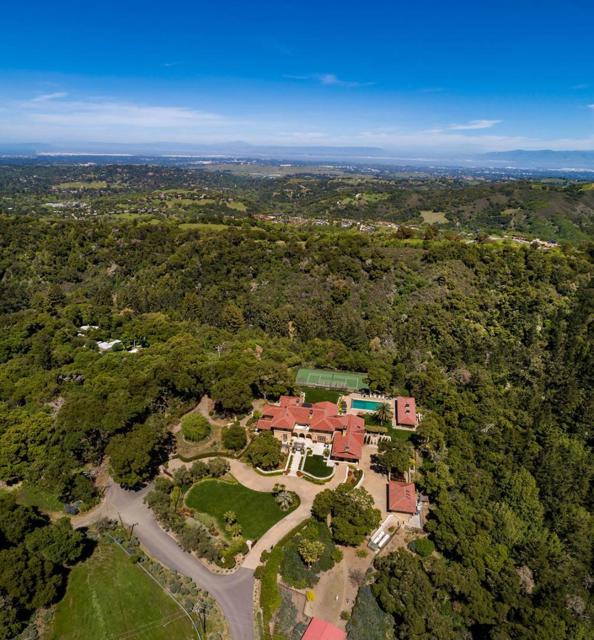 5660 Alpine Road, Portola Valley CA: https://media.crmls.org/mediaz/341077c7-64d7-441a-b125-fcc48453d257.jpg