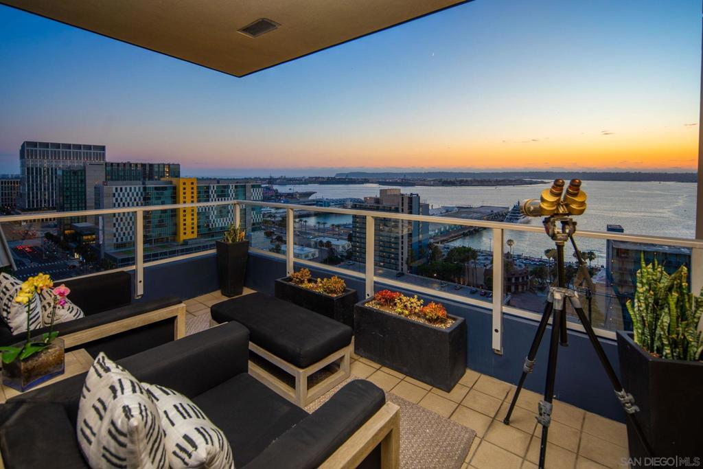 MLS #250042983SD image #12