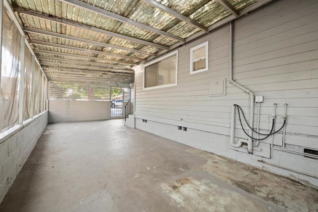 9920 22 River St, Lakeside CA: https://media.crmls.org/mediaz/3412db26-63d4-40dc-a596-70943f22a174.jpg