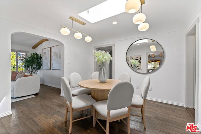 10320 Mississippi Avenue, Los Angeles CA: https://media.crmls.org/mediaz/341357b2-85ec-4c46-8665-6087f00e3dd1.jpg