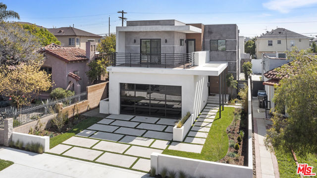 1622 S Mansfield Avenue, Los Angeles CA: https://media.crmls.org/mediaz/3413f089-f6d0-4d49-a886-70b96e9bdbd3.jpg