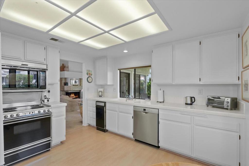 MLS #219139690DA image #12