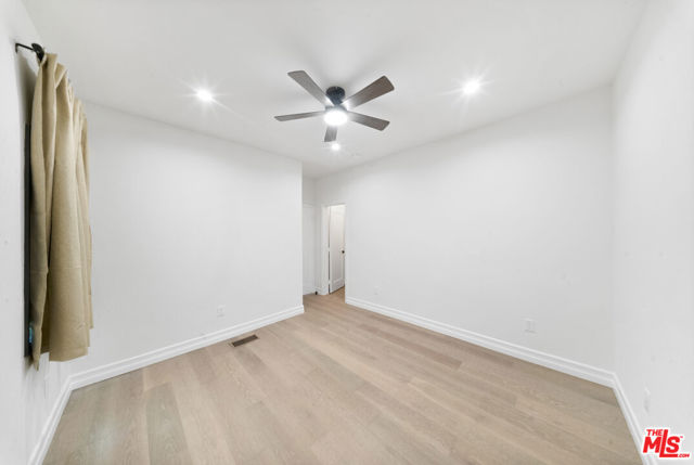 1005 Genesse, West Hollywood CA: https://media.crmls.org/mediaz/341504fe-3350-42be-a0cd-809620726fbd.jpg