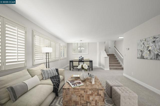 316 Mercury Way, Pleasant Hill CA: https://media.crmls.org/mediaz/34150974-f7b4-4950-bf9b-8e7ada23e6e2.jpg