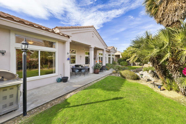 78108 Foxbrook Lane, Palm Desert CA: https://media.crmls.org/mediaz/3415a49a-ea0d-4b90-8526-212e619b977c.jpg
