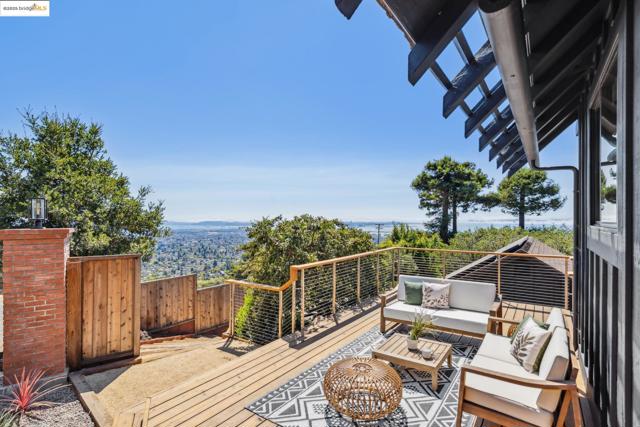690 PANORAMIC WAY, Berkeley CA: https://media.crmls.org/mediaz/34168a3d-b9bc-4338-9fb7-8b2f7411c484.jpg