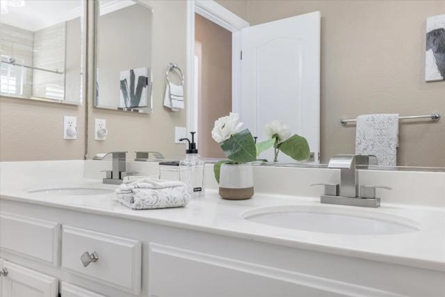 5213 Silvercrest Ridge Court, San Jose CA: https://media.crmls.org/mediaz/3417562f-752b-46bf-af30-ddf3600c6079.jpg