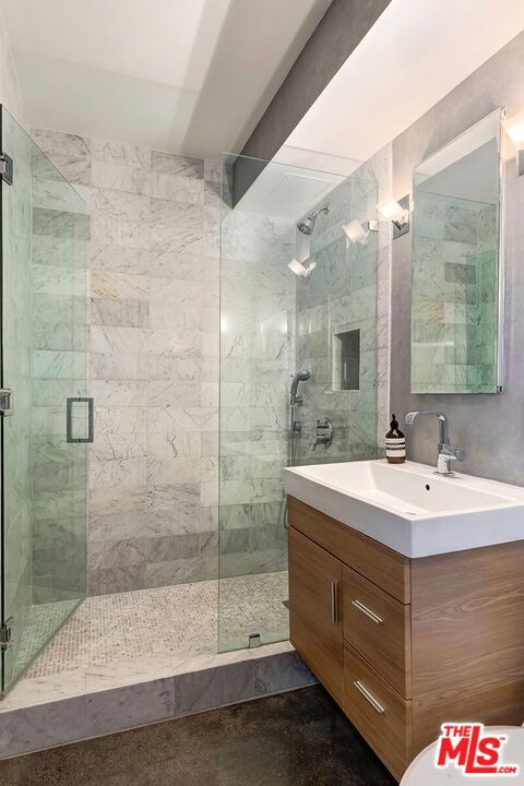999 North Doheny Drive, 1012 photo 10