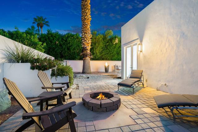 74775 Del Coronado Drive, Palm Desert CA: https://media.crmls.org/mediaz/3417d7dc-daf5-4c55-aeb7-8ee69f714495.jpg