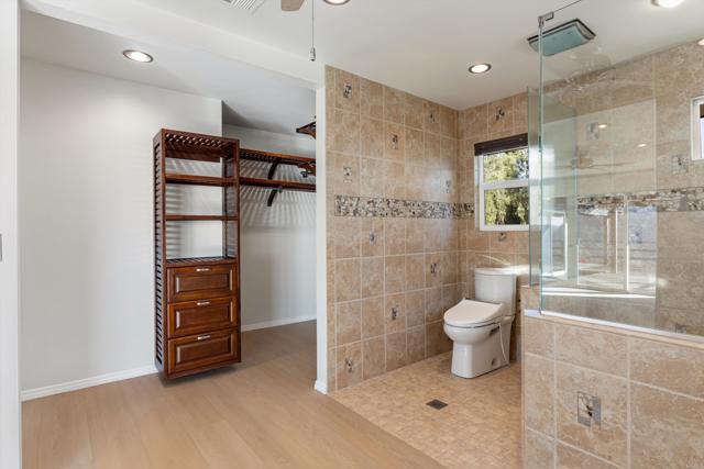 Detail Gallery Image 23 of 54 For 26332 Sky Dr, Escondido,  CA 92026 - 3 Beds | 2/1 Baths