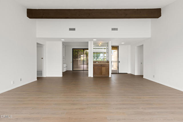 72460 Rodeo Way, Rancho Mirage CA: https://media.crmls.org/mediaz/341b4495-6340-47b7-95d8-5c3324907f18.jpg