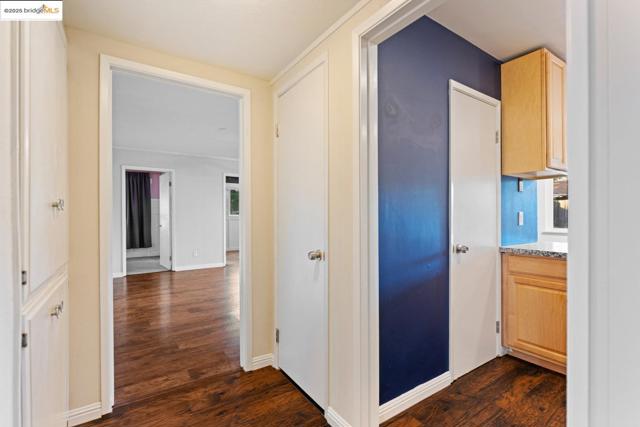 5235 Adelaide WAY, Carmichael CA: https://media.crmls.org/mediaz/341c1b74-3215-4a01-9dbf-a20c24237c46.jpg