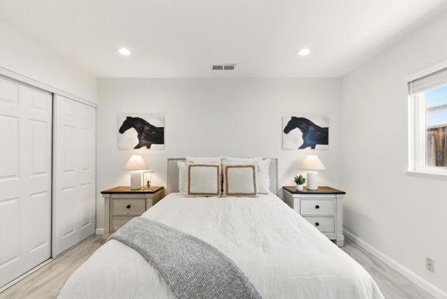 3087 Franela Drive, San Jose CA: https://media.crmls.org/mediaz/341c7d19-de02-4a69-809d-ac3a0e97b0ab.jpg