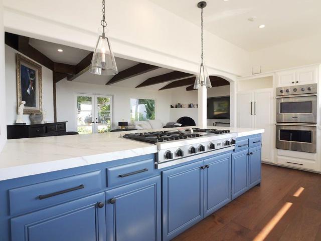 32524 Seacliff Drive, Rancho Palos Verdes CA: https://media.crmls.org/mediaz/341ccf5b-f2d1-4c25-901f-25fef4baf058.jpg