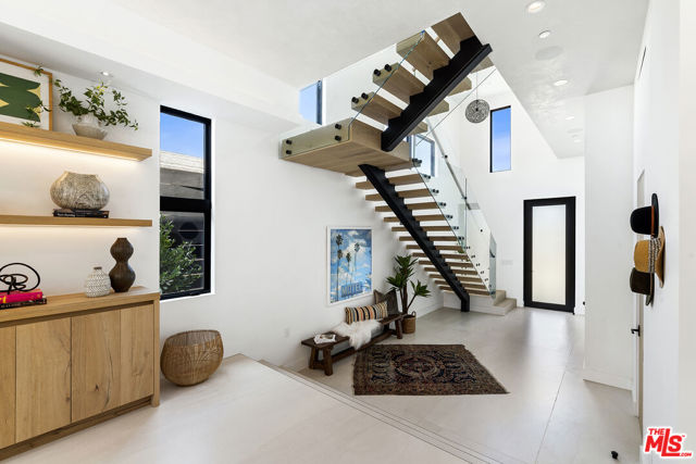 2612 33rd Street photo 2