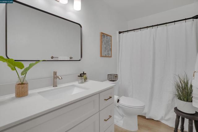 3253 Madrone St, Antioch CA: https://media.crmls.org/mediaz/341e104b-be62-422a-ac05-5cda938069af.jpg