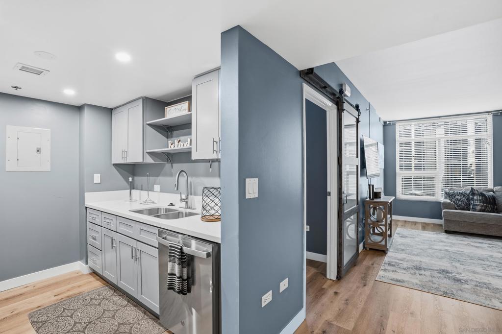 425 Beech St - photo 4