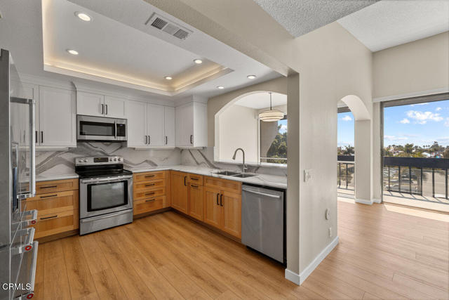 350 Paseo De Playa, Ventura CA: https://media.crmls.org/mediaz/341e606b-da89-4721-b50e-03df340cbbac.jpg