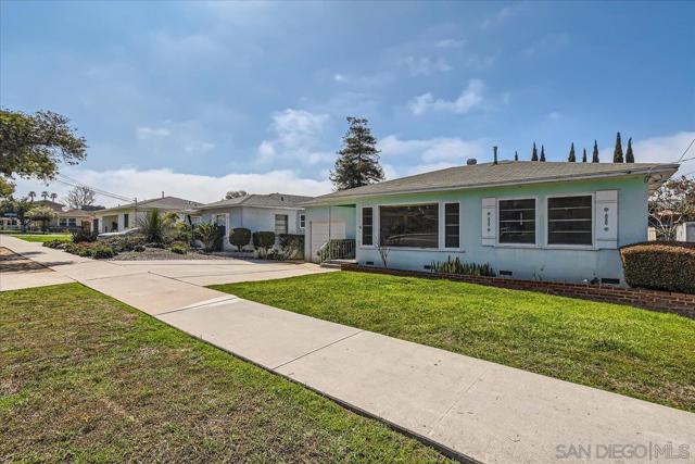 556 First Avenue, Chula Vista, California 91910, 2 Bedrooms Bedrooms, ,1 BathroomBathrooms,Single Family Residence,For Sale,First Avenue,250020101SD