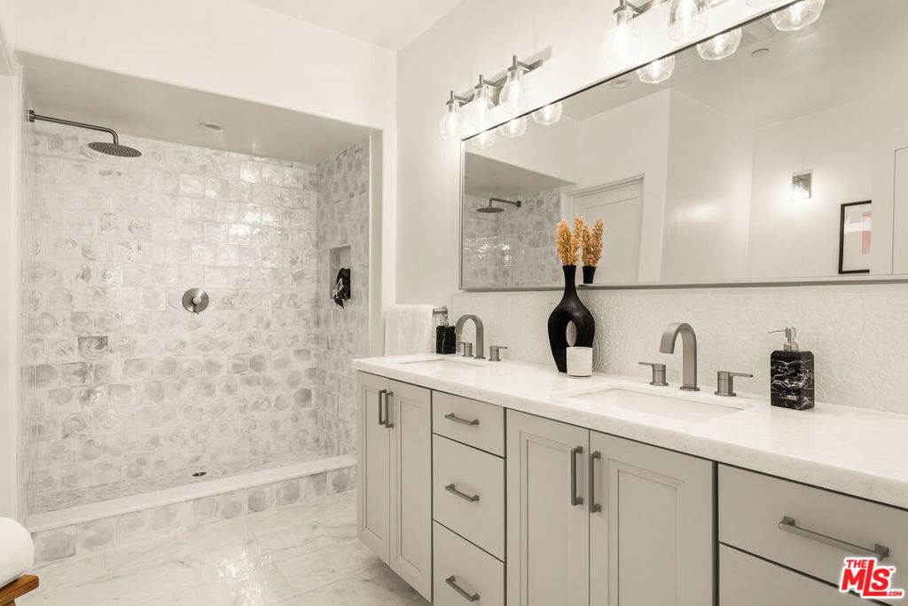 812 Cleveland Street - photo 18