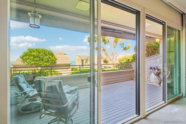 119 Spinnaker Ct, Del Mar CA: https://media.crmls.org/mediaz/341ef9d1-17c6-4e58-b122-1b9fd31d7d4c.jpg